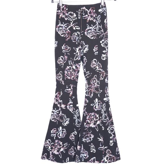 FREE PEOPLE Born to Be Wild Pants Gray Floral High Rise Flare Knit Women's 2 - Picture 1 of 11